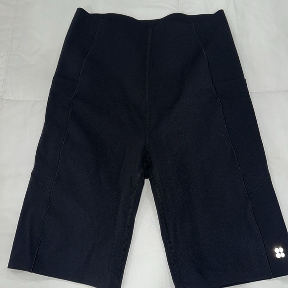 Sweaty Betty power shorts M - Picture 3 of 4